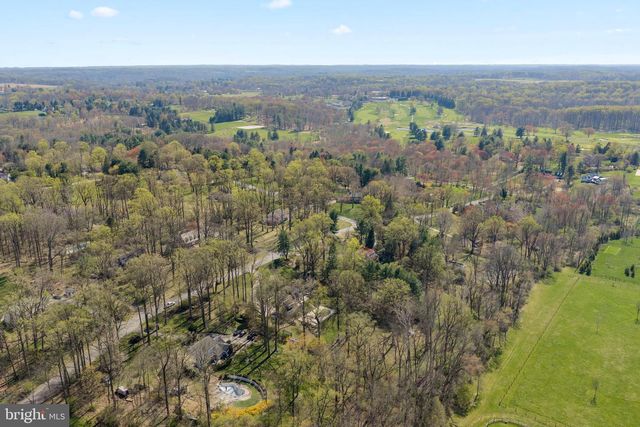 11 FOXCHASE RD, Malvern, PA 19355