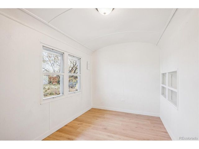 2110 Eagle Cir, Aurora, CO 80011