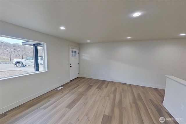 30 Juanita Way, Malaga, WA 98828