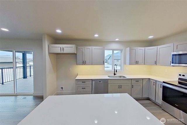 30 Juanita Way, Malaga, WA 98828