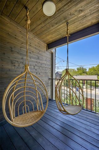 1187 Oak Grove Ave, Austin, TX 78702