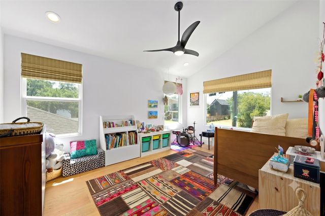 1187 Oak Grove Ave, Austin, TX 78702