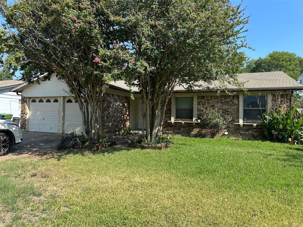 743 Price Drive, Lewisville, TX 75067