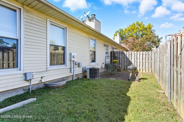 105 Sycamore Dr, Sycamore, KY 40223