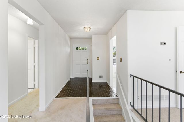 105 Sycamore Dr, Sycamore, KY 40223