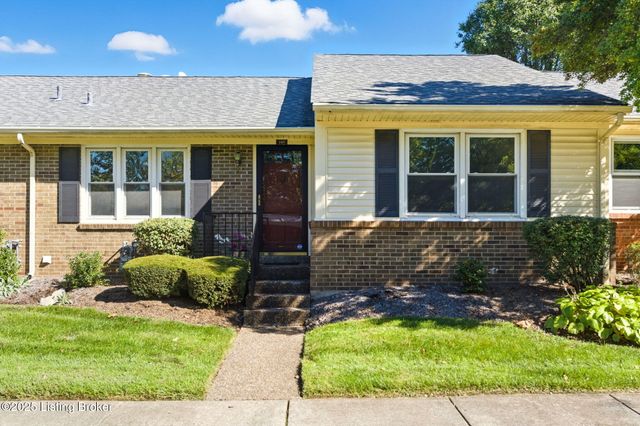 105 Sycamore Dr, Sycamore, KY 40223