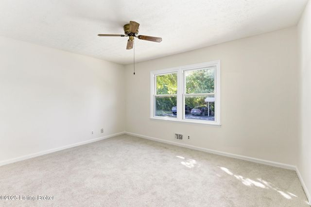 105 Sycamore Dr, Sycamore, KY 40223