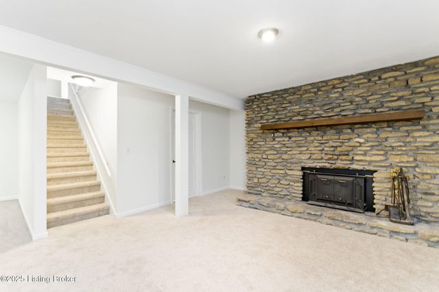 105 Sycamore Dr, Sycamore, KY 40223