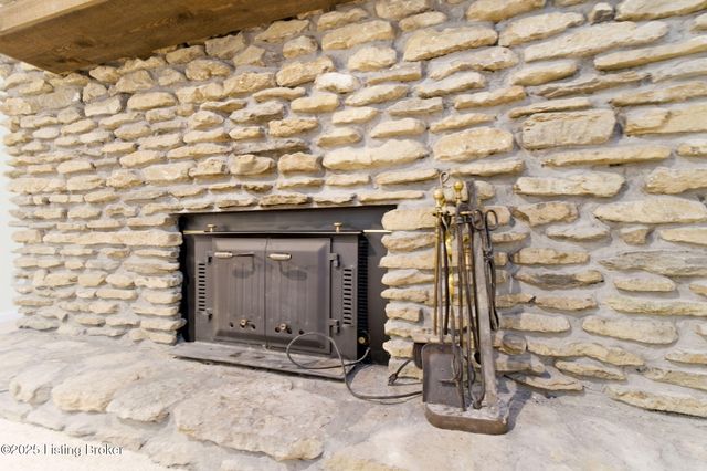 105 Sycamore Dr, Sycamore, KY 40223