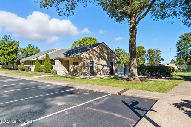 105 Sycamore Dr, Sycamore, KY 40223