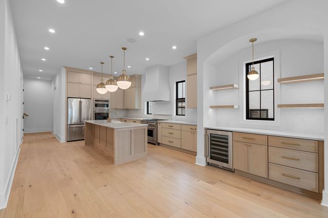 1008 Argyle Ave, Nashville, TN 37203