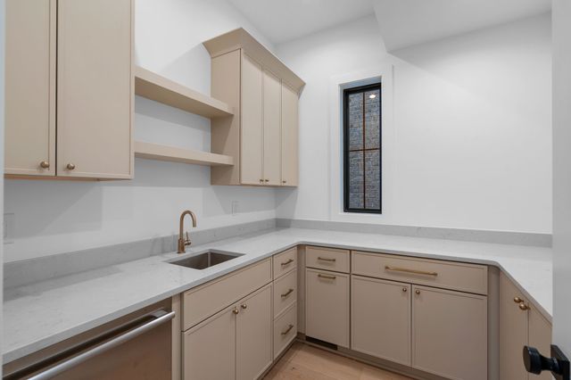 1008 Argyle Ave, Nashville, TN 37203