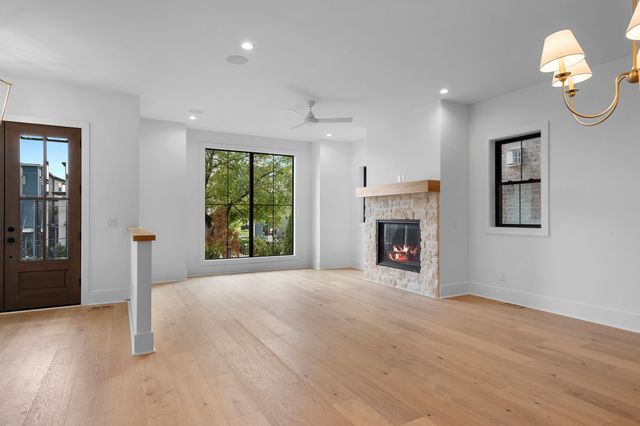 1008 Argyle Ave, Nashville, TN 37203