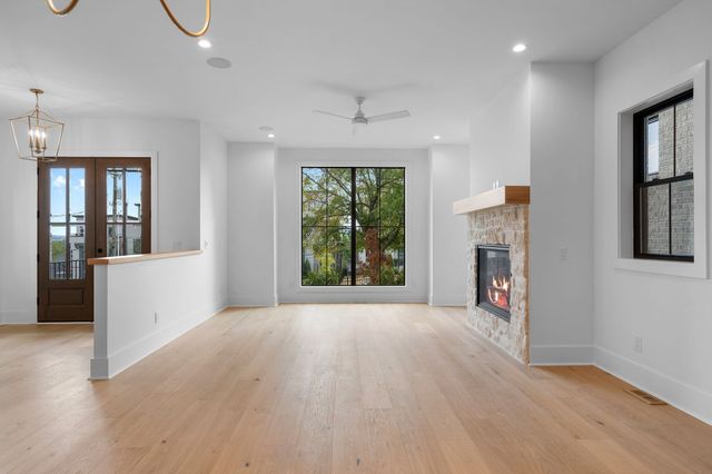 1008 Argyle Ave, Nashville, TN 37203