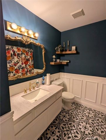 26857 Claudette 134, Canyon Country, CA 91351