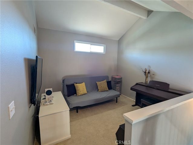 26857 Claudette 134, Canyon Country, CA 91351