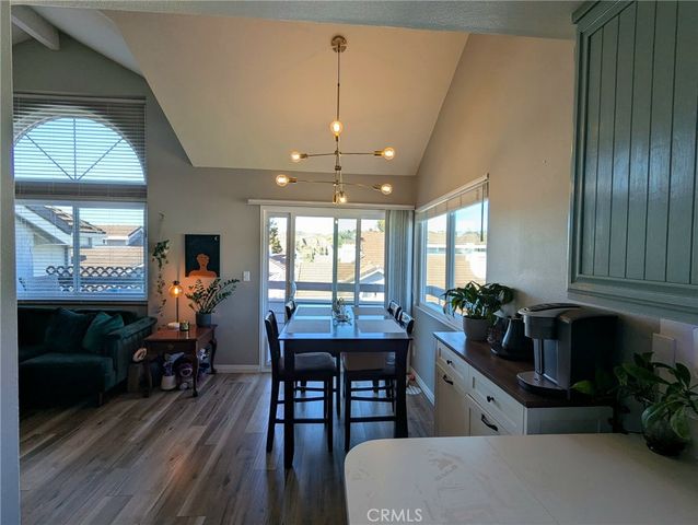 26857 Claudette 134, Canyon Country, CA 91351