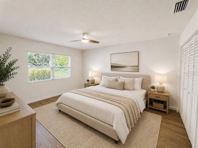 3386 39TH STREET S B, St Petersburg, FL 33711