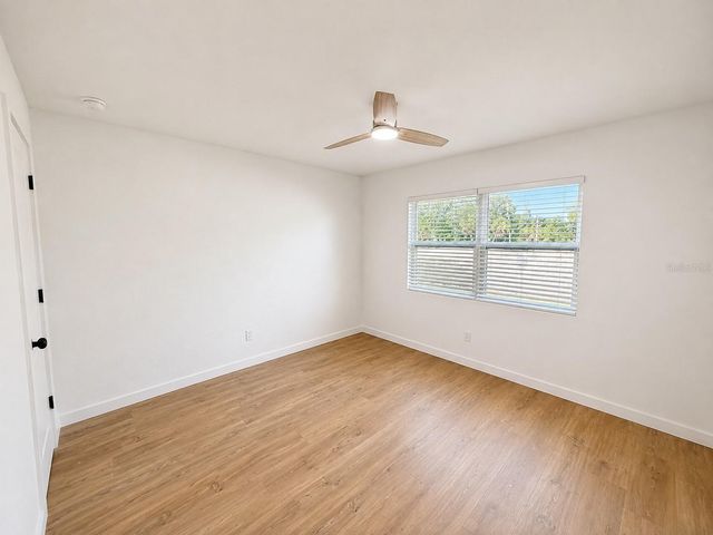 3386 39TH STREET S B, St Petersburg, FL 33711