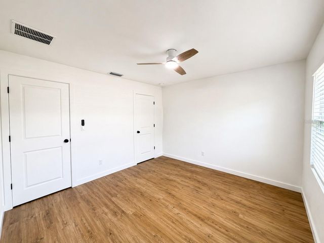 3386 39TH STREET S B, St Petersburg, FL 33711