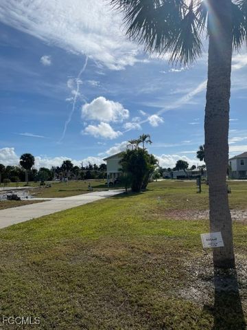 13651 Sora DR, Fort Myers, FL 33908