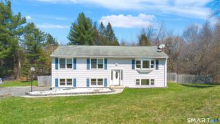 12 Dorset Drive, New Milford, CT 06776
