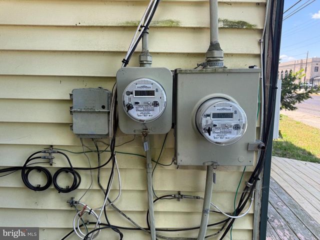607 E BROAD ST, Millville, NJ 08332