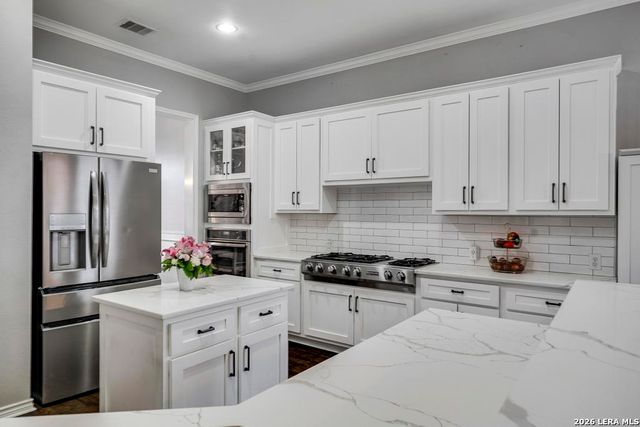 8706 Timberland Trl, Boerne, TX 78015