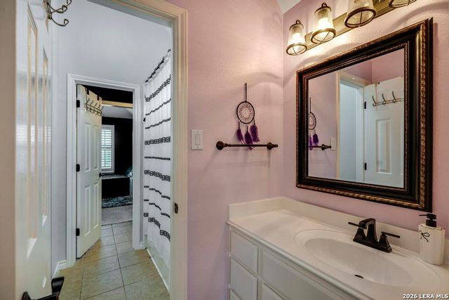 8706 Timberland Trl, Boerne, TX 78015