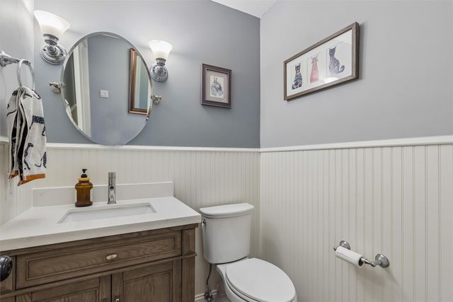 12851 Walnut Ridge Drive, Clive, IA 50325