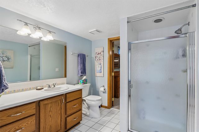 12851 Walnut Ridge Drive, Clive, IA 50325