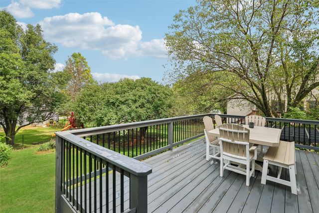 12851 Walnut Ridge Drive, Clive, IA 50325