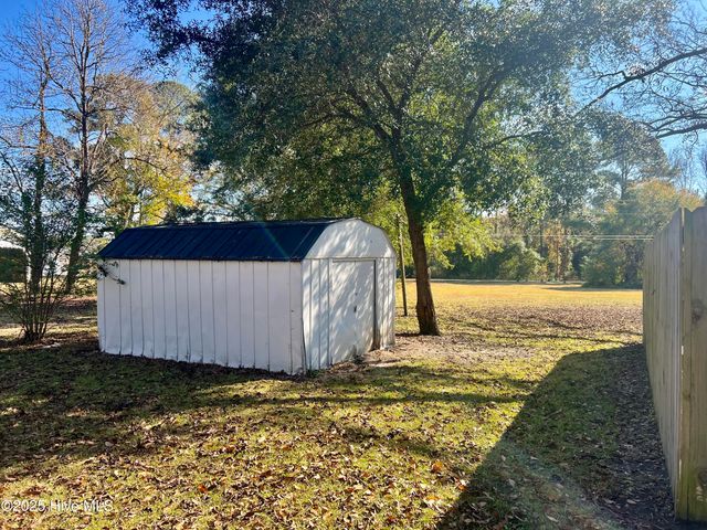 202 Lewis Street, Bladenboro, NC 28320