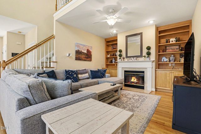 911 N Columbia Street, Chapel Hill, NC 27516