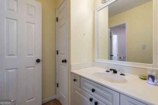 168 Highgrove Drive, Suwanee, GA 30024