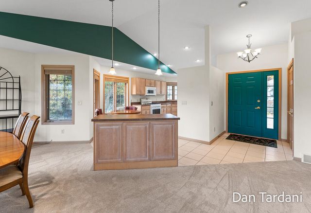 1648 E Harbour Towne Circle, Muskegon, MI 49441