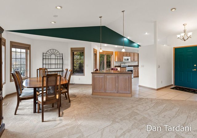 1648 E Harbour Towne Circle, Muskegon, MI 49441