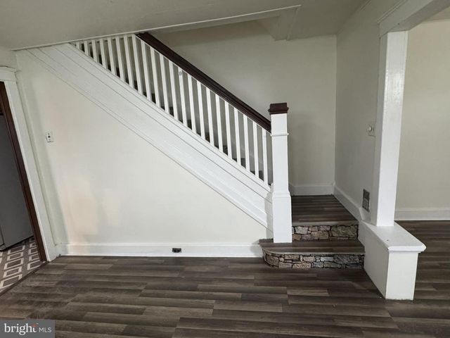 305 S 4TH ST, Hamburg, PA 19526