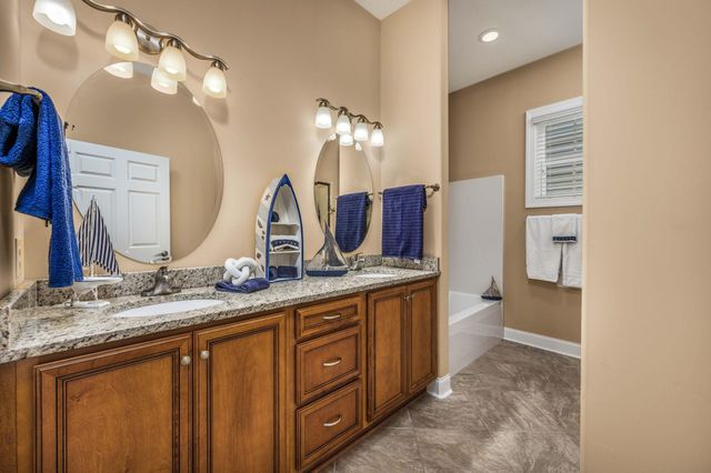 732 Ashland Ave., North Myrtle Beach, SC 29582
