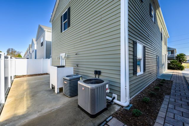 732 Ashland Ave., North Myrtle Beach, SC 29582