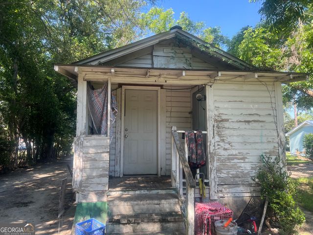 1009 Kitchens Avenue, Douglas, GA 31533
