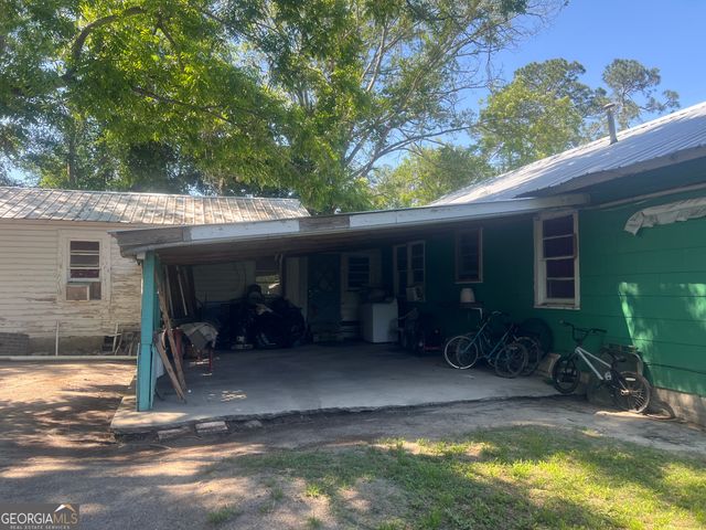 1009 Kitchens Avenue, Douglas, GA 31533