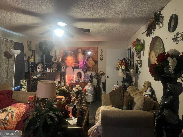 1009 Kitchens Avenue, Douglas, GA 31533