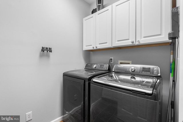 117 ARROWHEAD DR, Burlington, NJ 08016