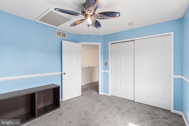 117 ARROWHEAD DR, Burlington, NJ 08016