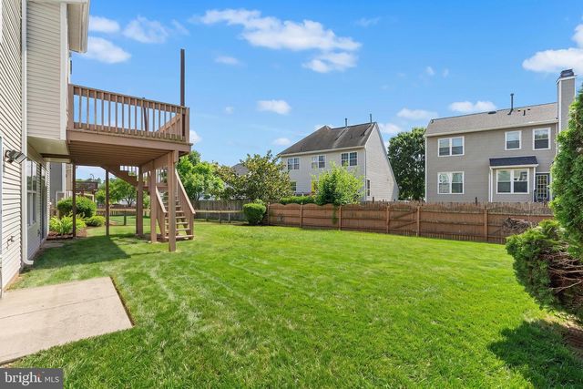 117 ARROWHEAD DR, Burlington, NJ 08016