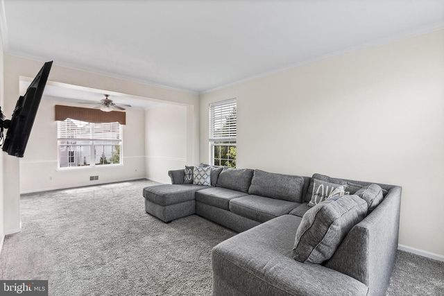 117 ARROWHEAD DR, Burlington, NJ 08016
