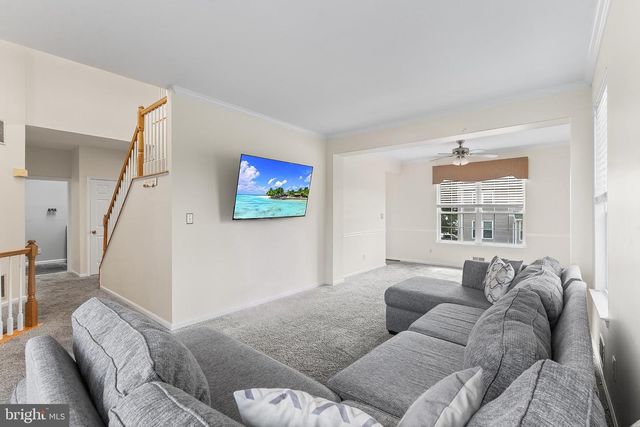 117 ARROWHEAD DR, Burlington, NJ 08016