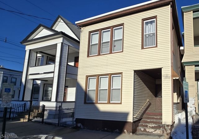 190 Columbia Ave, Passaic City, NJ 07055