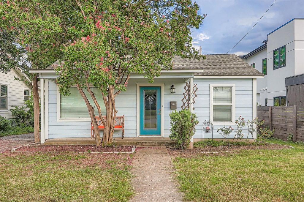 3005 E 18th ST, Austin, TX 78702